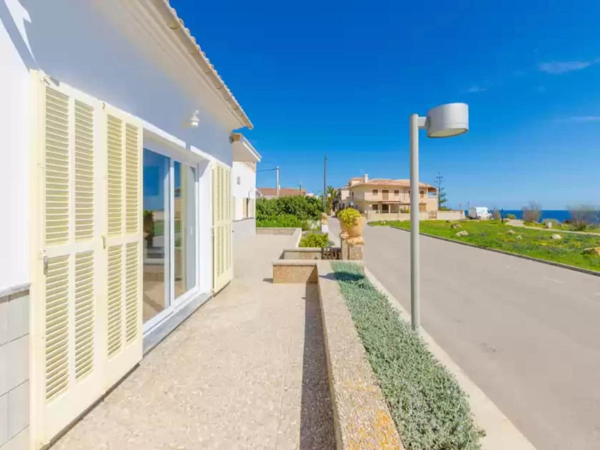 Chalet Lovely With Sea-view