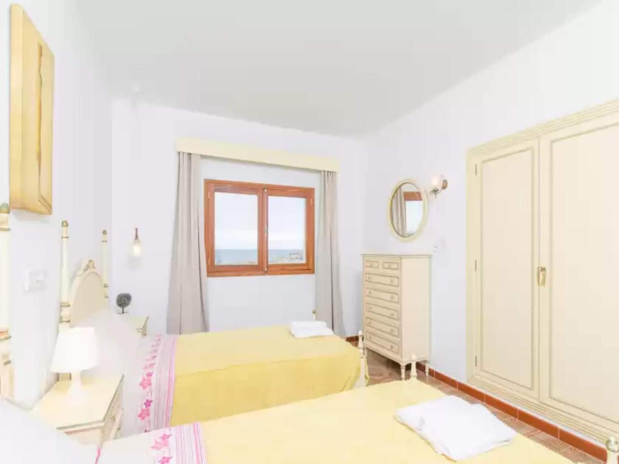 Lovely With Sea-view Chalet S'Illot (Mallorca)