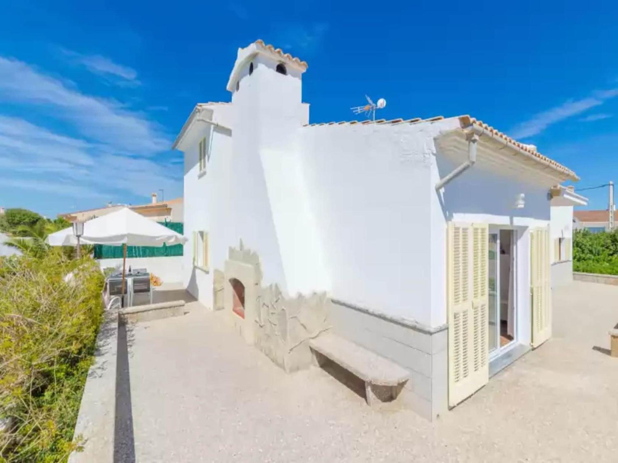 Chalet Lovely With Sea-view S'Illot (Mallorca)